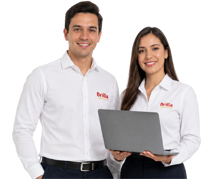 Equipo comercial Brilla con laptop